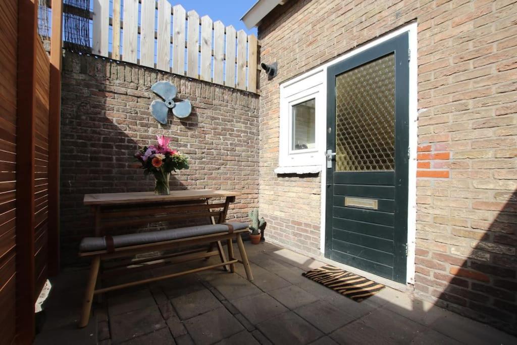 Zomerhuis Benita'S Met Parkeer Plaats Noordwijk Luaran gambar